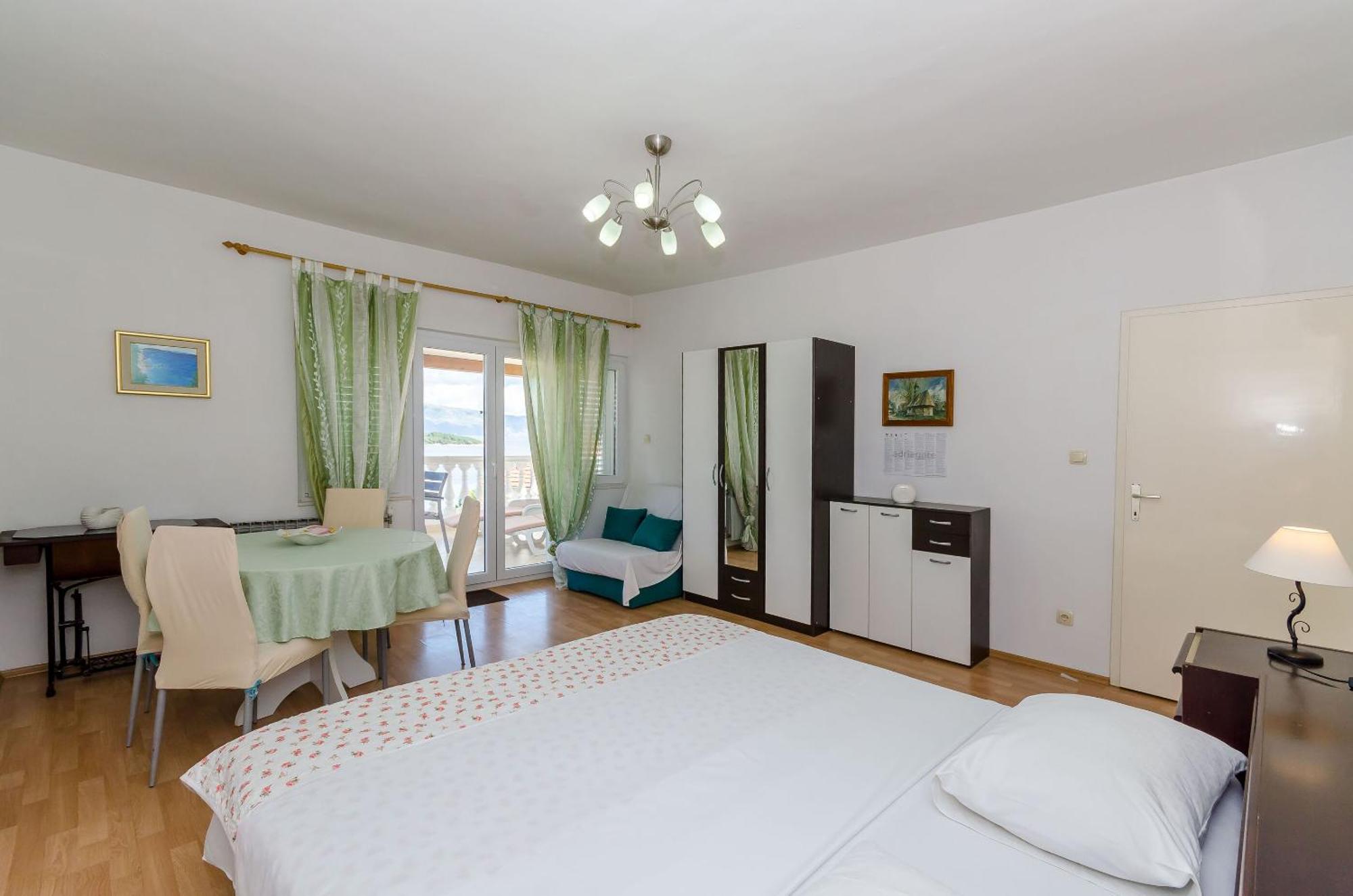 Apartments Jakov イェルサ エクステリア 写真
