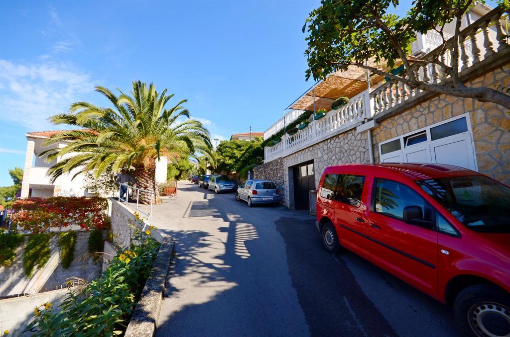 Apartments Jakov イェルサ エクステリア 写真